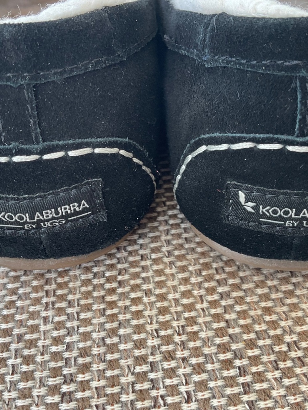Koolaburra Ugg black,9. - Picture 3 of 6